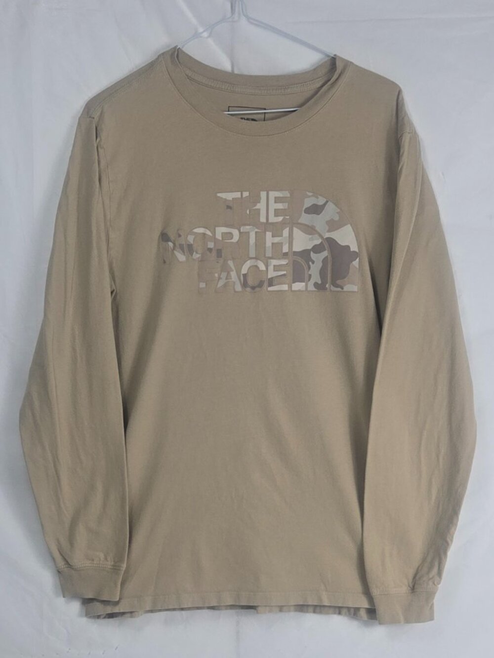 The North Face Long Sleeve Logo Shirt Men’s Medium Tan Camo Half Dome Graphic T